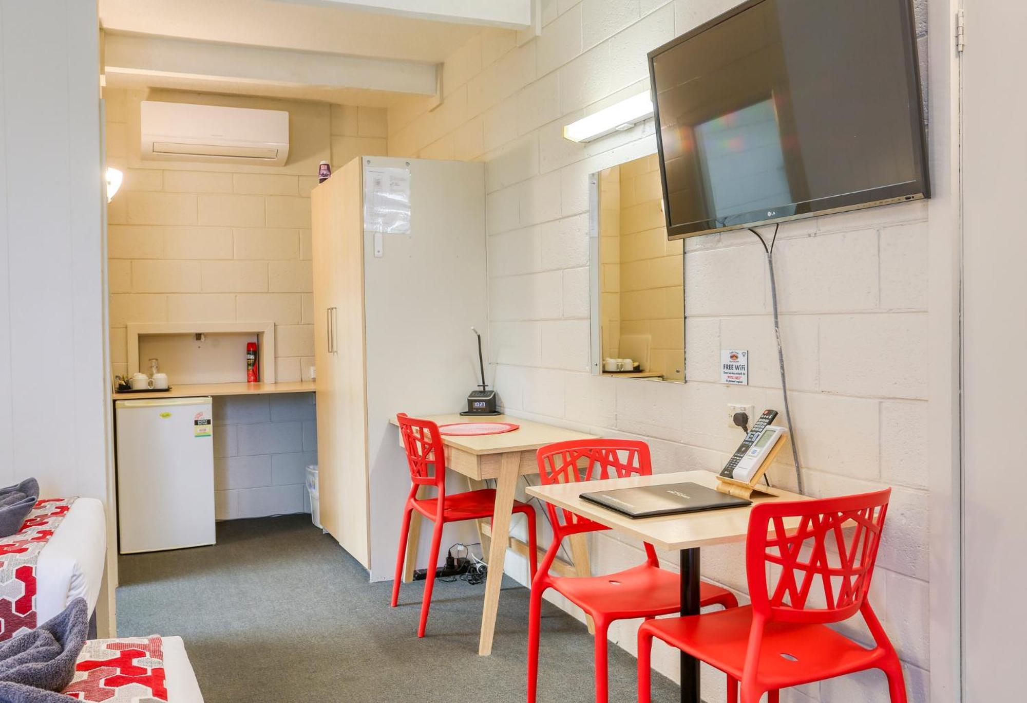 Castle Creek Motor Inn Euroa Ngoại thất bức ảnh