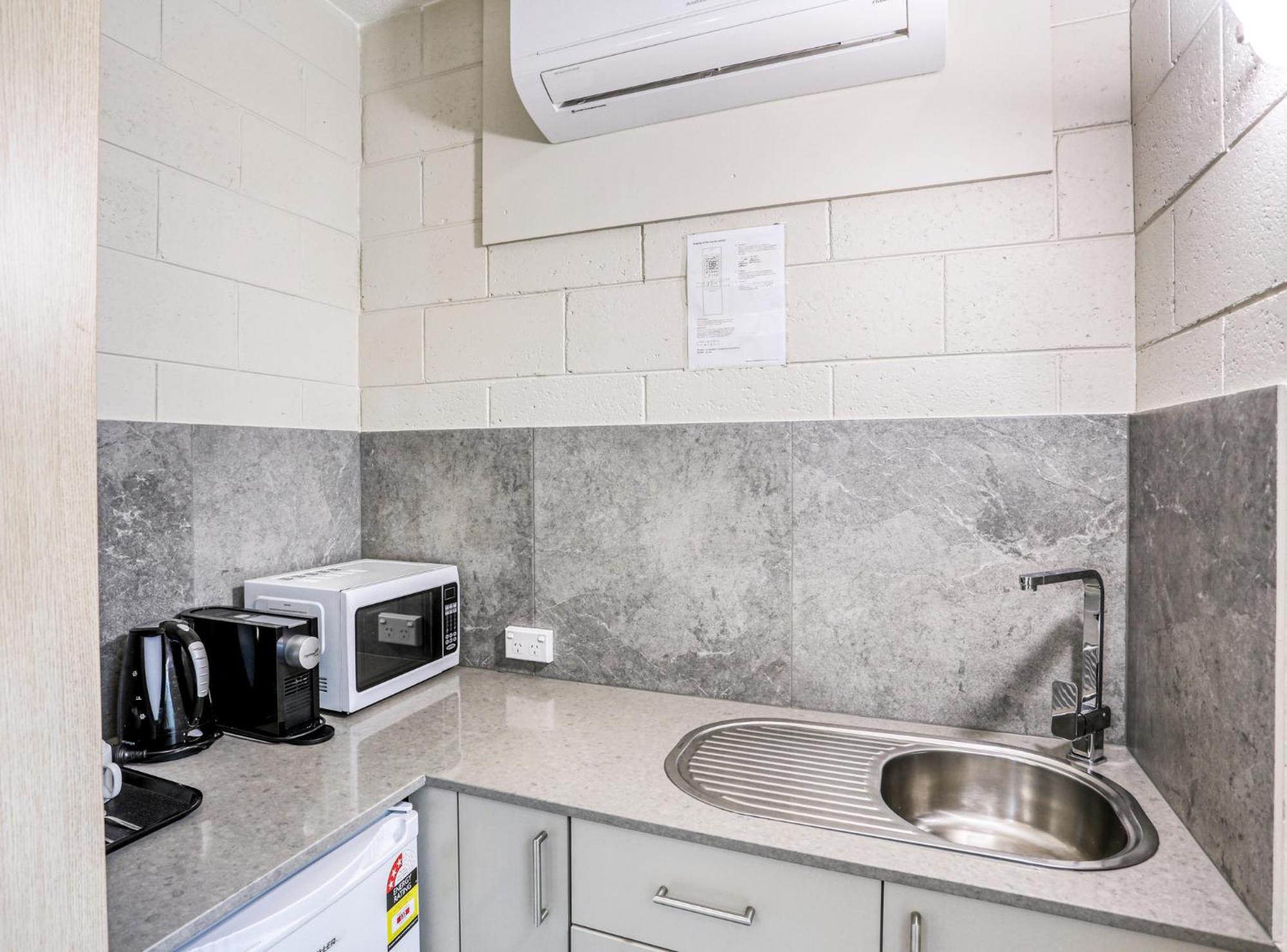 Castle Creek Motor Inn Euroa Ngoại thất bức ảnh