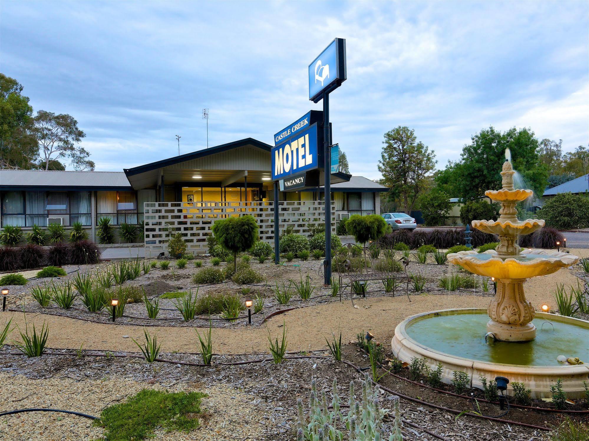 Castle Creek Motor Inn Euroa Ngoại thất bức ảnh