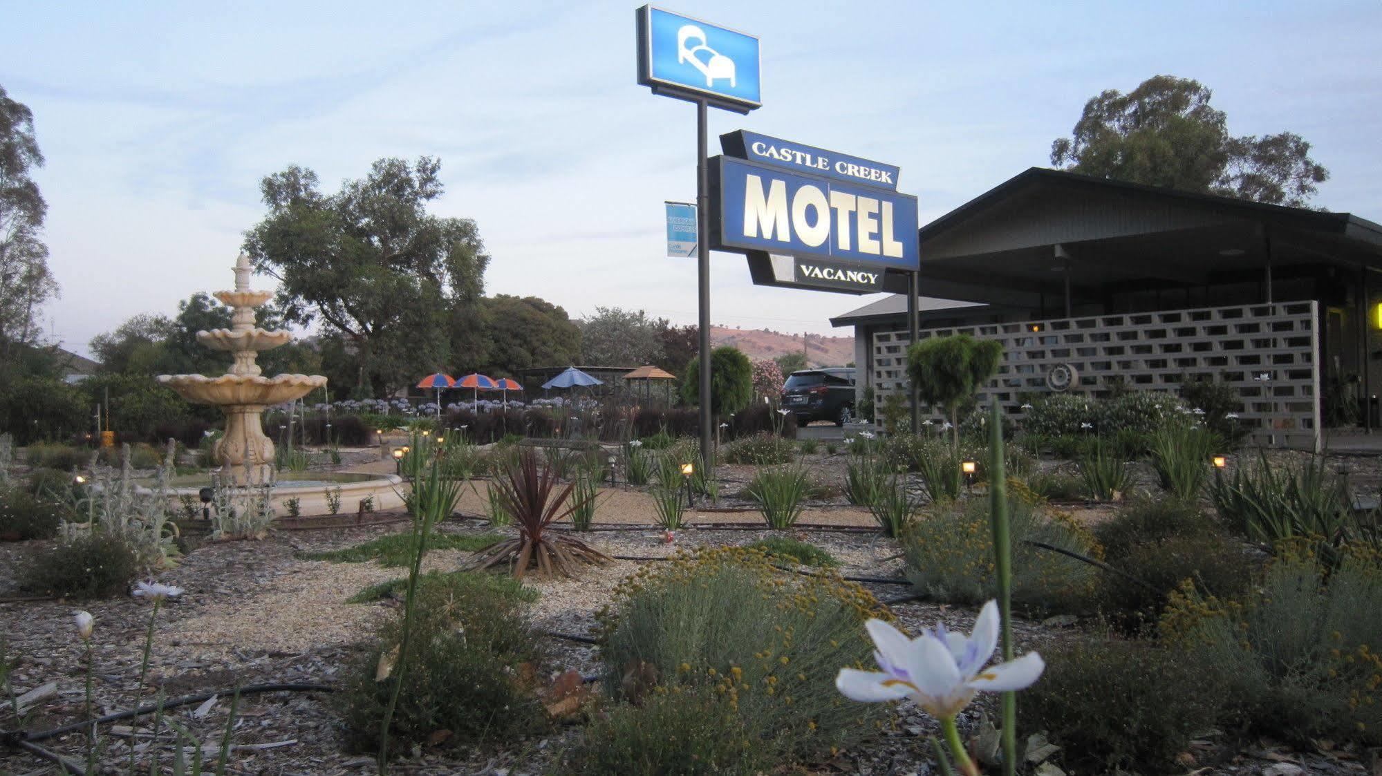 Castle Creek Motor Inn Euroa Ngoại thất bức ảnh