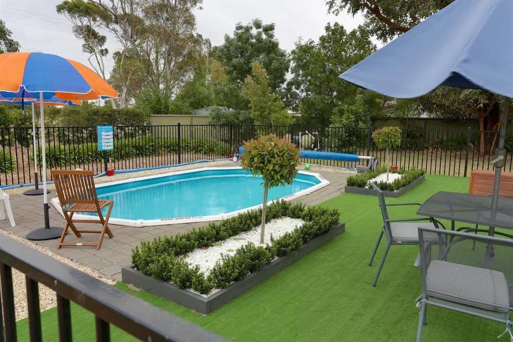Castle Creek Motor Inn Euroa Ngoại thất bức ảnh